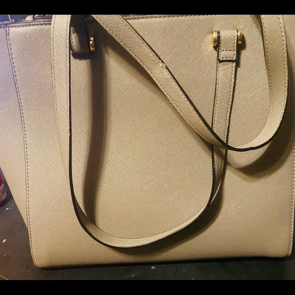 Kate Landry Lite Green (almost Gray)Faux Leather - Picture 5 of 10